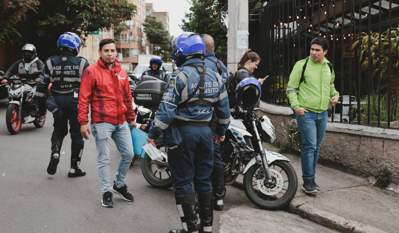 Ministerio frena a agentes de tránsito: esto es lo que no pueden hacer