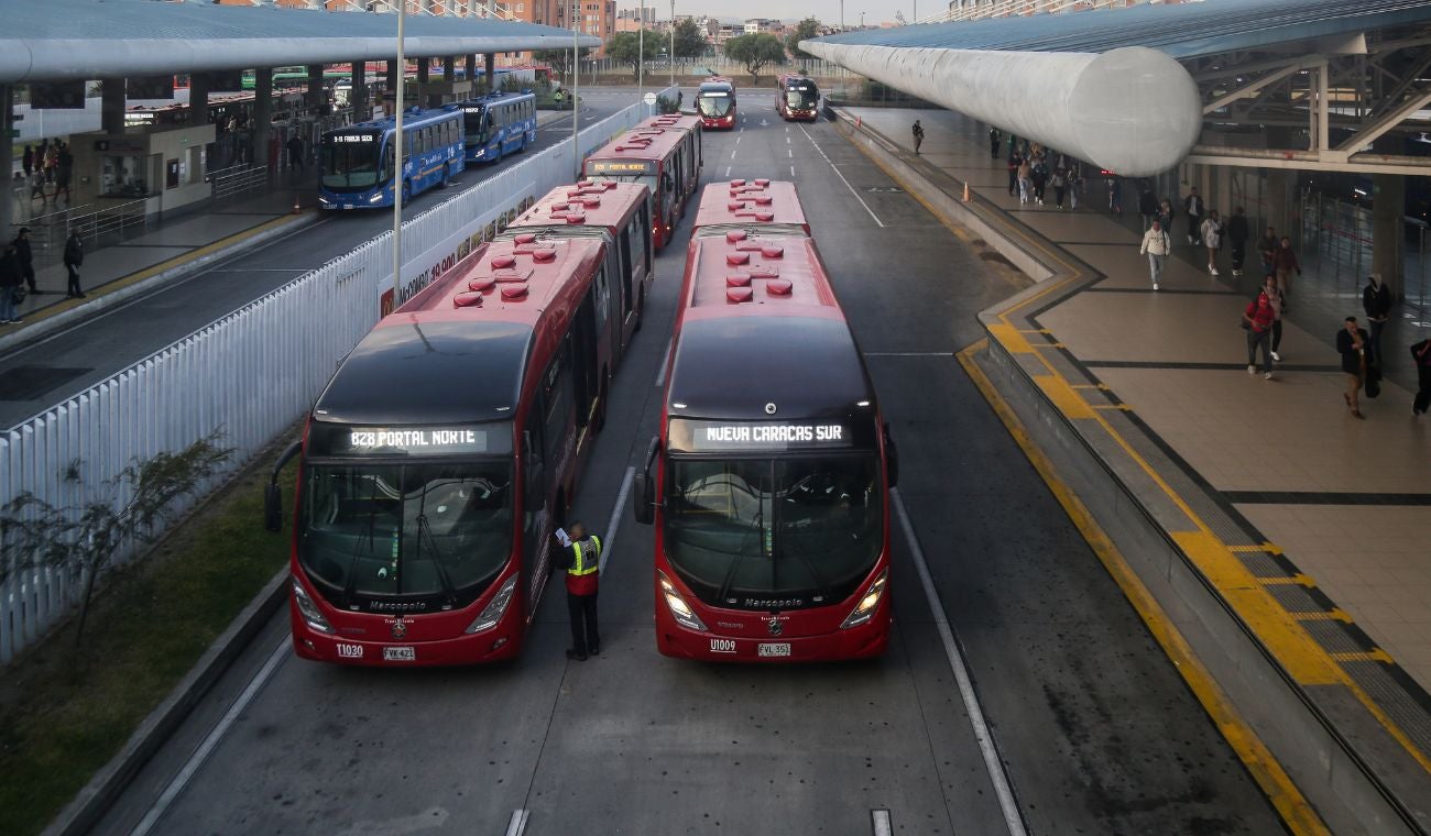 Bloquearán tarjeta TuLlave: usuarios de TransMilenio sufrirán por su dinero
