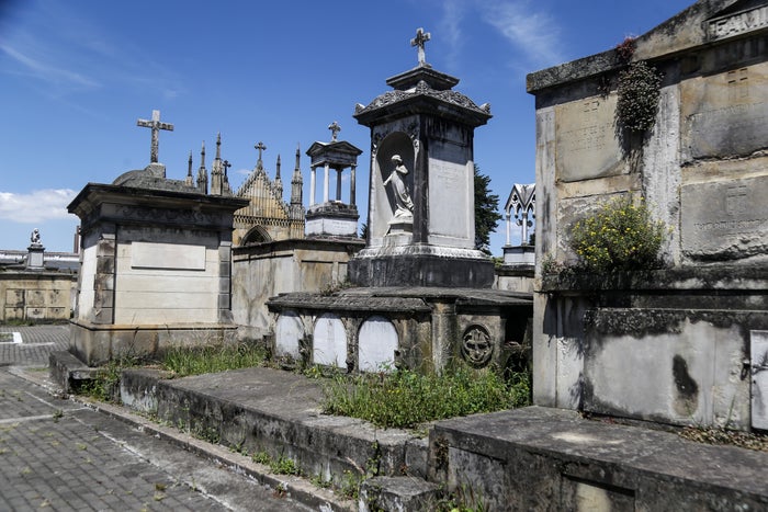 Cementerios distritales hacen llamado urgente parientes de los fallecidos tendrán que bajarse de buena plata