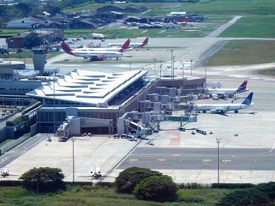 Autoridades locales, líderes del sector aeronáutico, turístico y económico, coinciden en que el Aeropuerto Alfonso Bonilla debe ser una plataforma de desarrollo integral para el sur occidente del país.