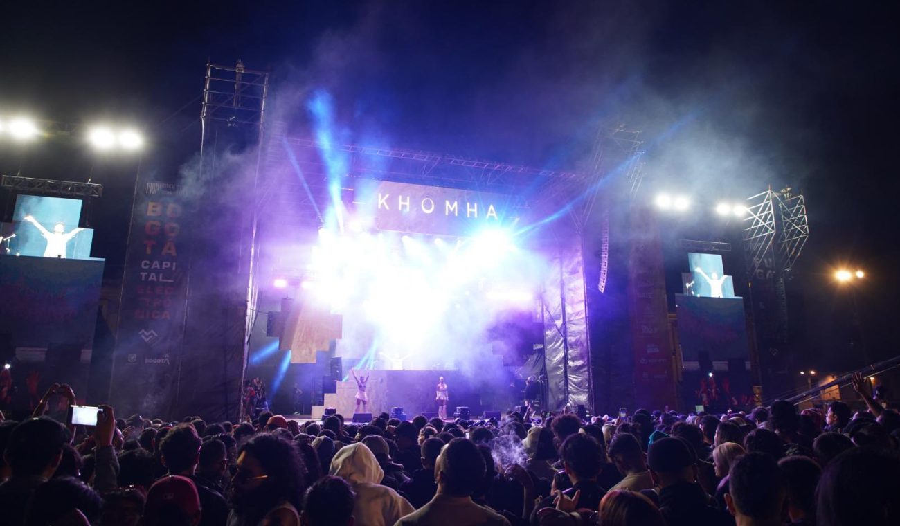 Plaza de Bolívar fue la pista de baile más grande del país