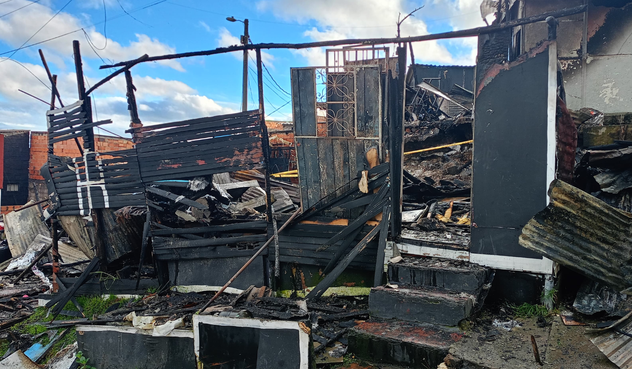 Incendio en el barrio Los Laches