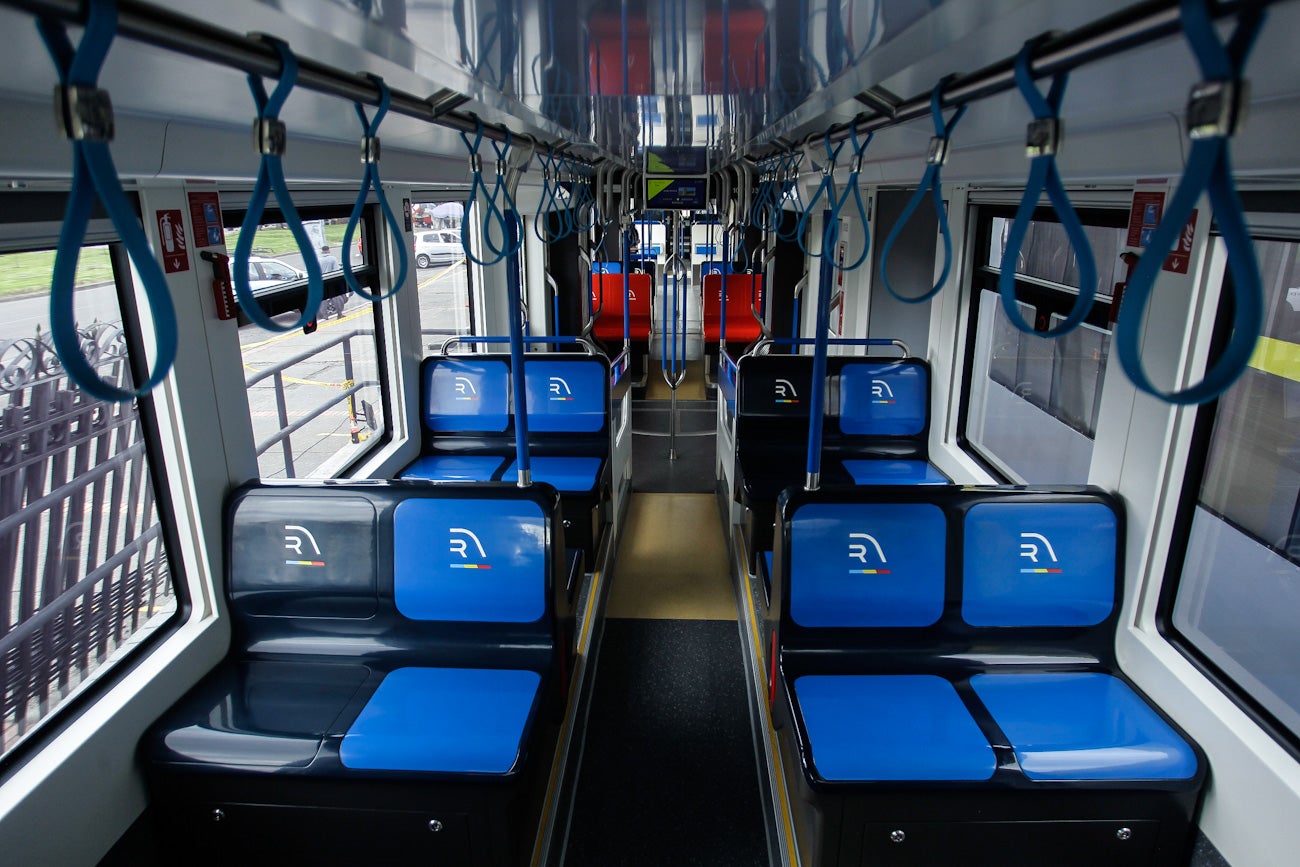 Vagón Regiotram de occidente