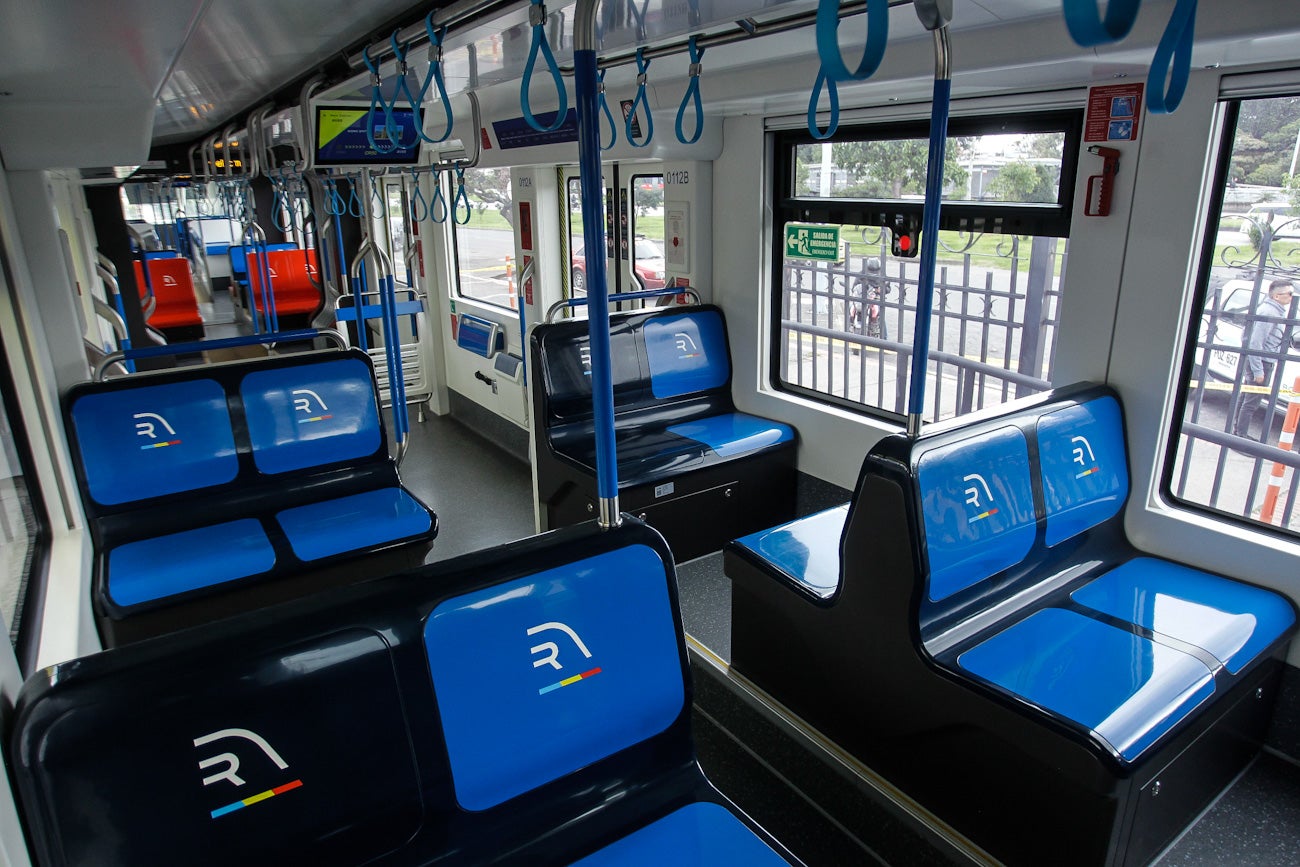 Vagón Regiotram de occidente