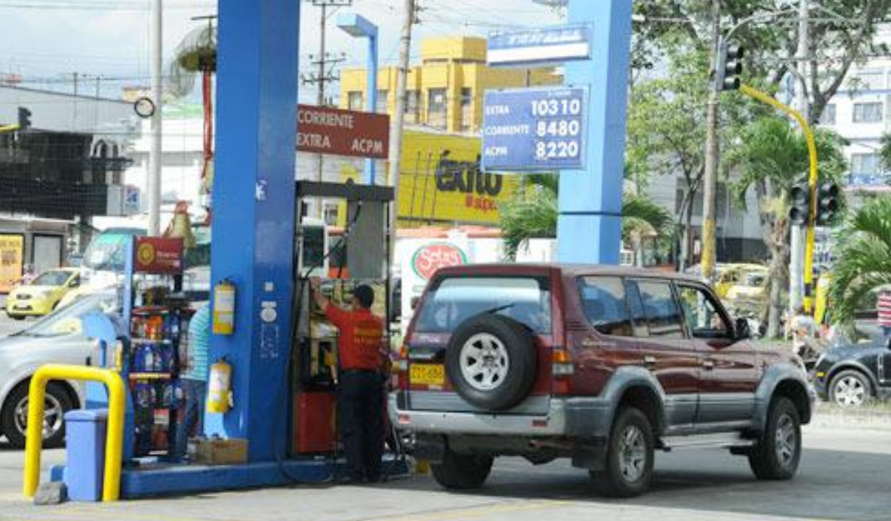 ¿Sí le están echando el galón completo? Le cayeron a gasolineras en Bogotá