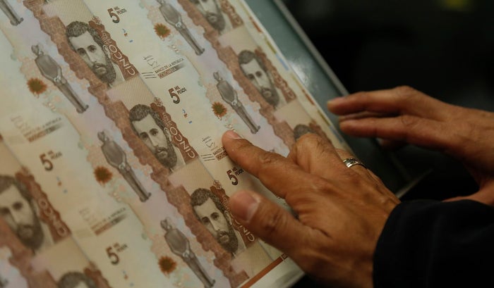 Billete de $5.000 podría valer $1 millón: lo sacaría de deudas