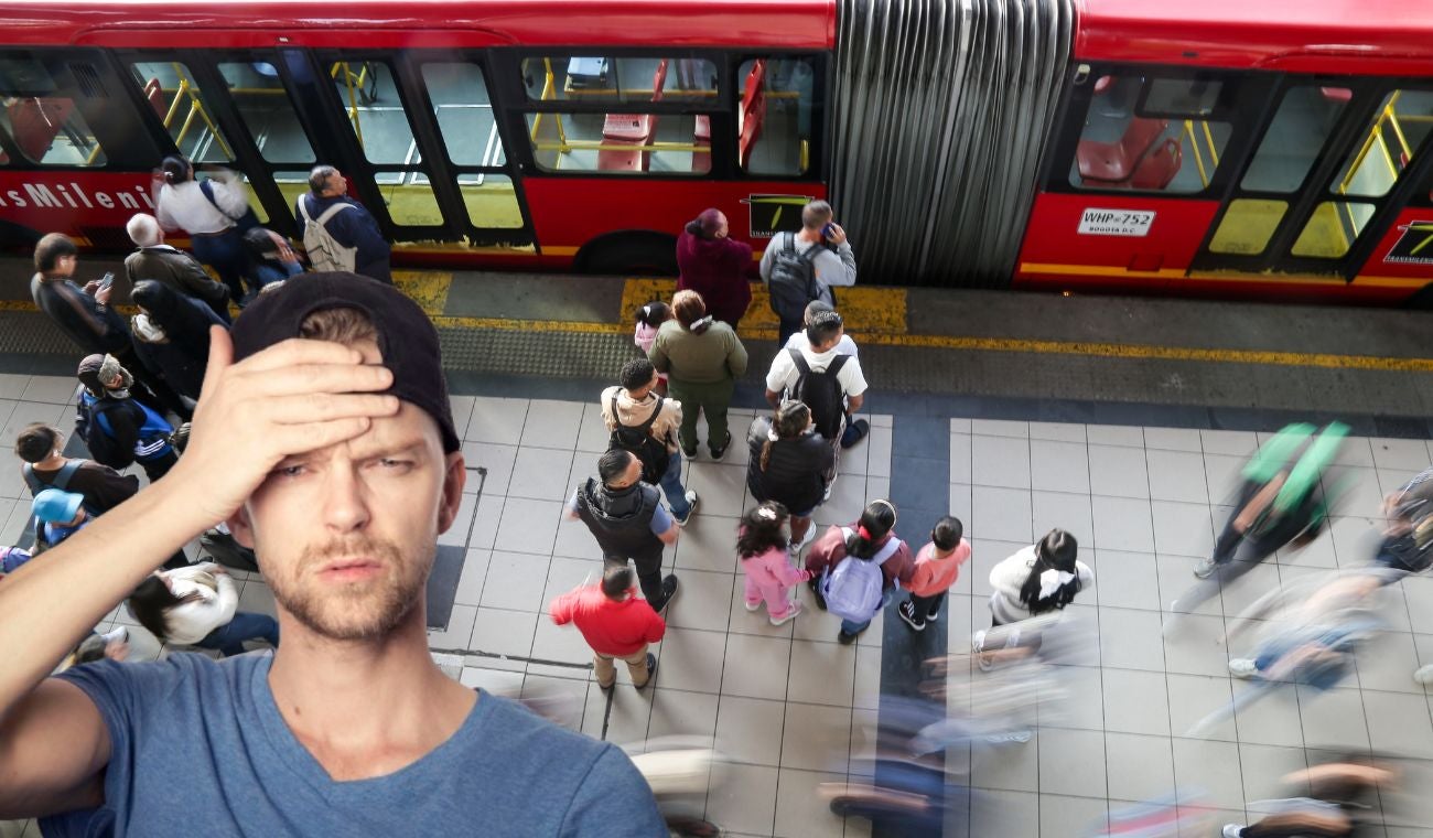 Multa por comer en Transmilenio