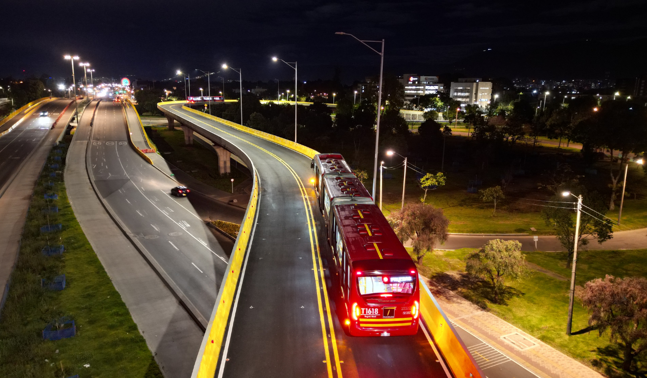 Puente de la avenida 68 con calle 26