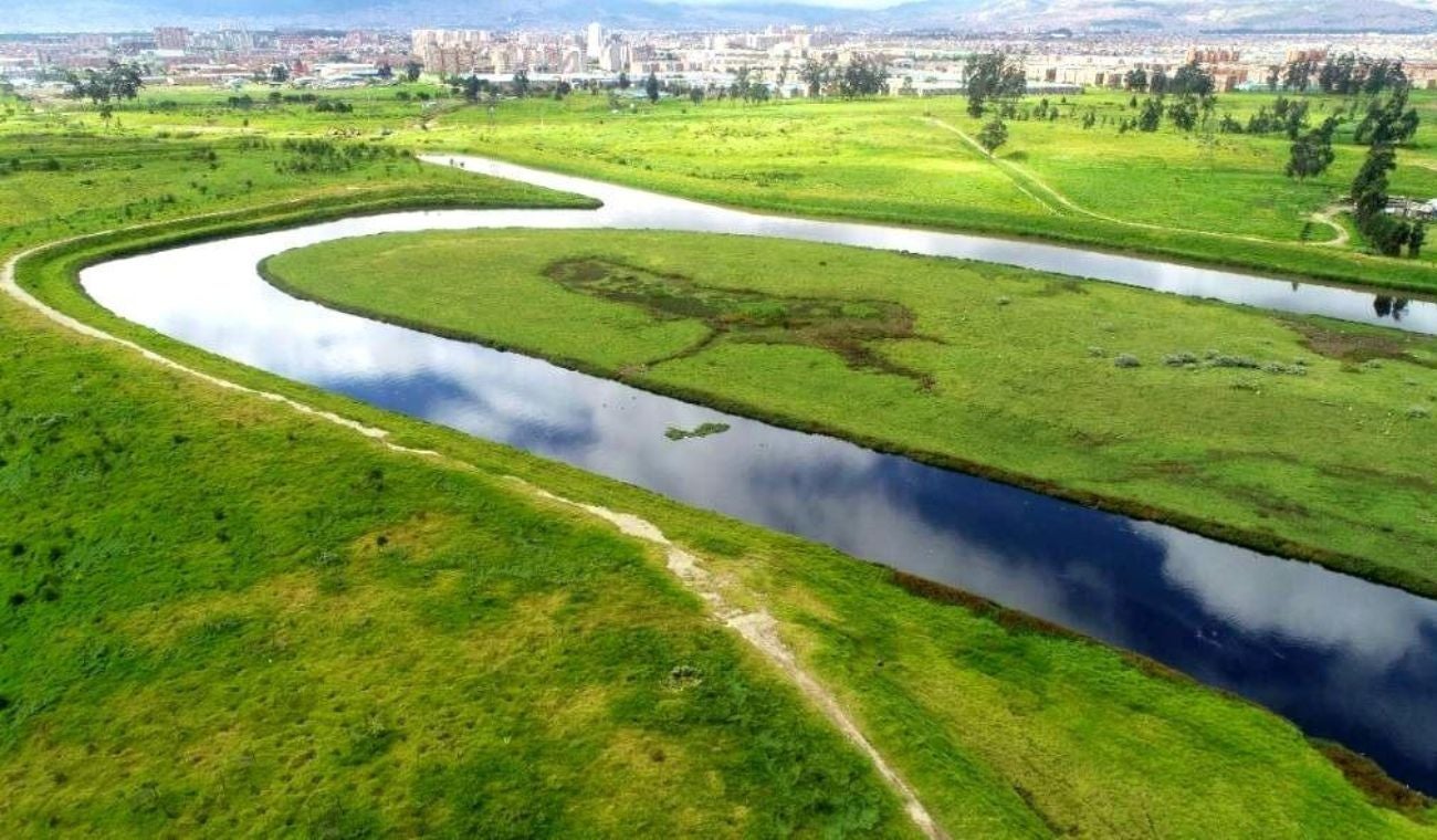 CAR frenó lavaderos en Fontibón por contaminar el río Bogotá: ¿qué pasó?