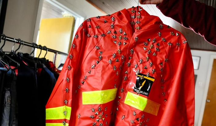 Transforman uniformes de TransMilenio en moda así quedaron las piezas