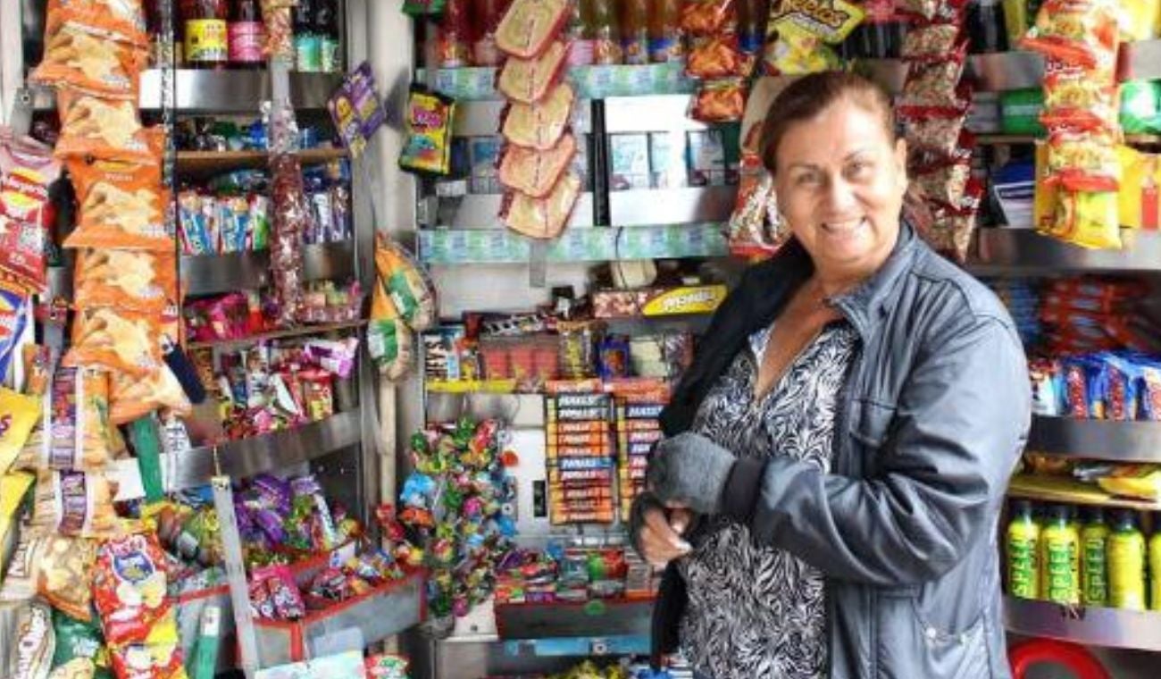 Vendedores informales sí tienen dónde Distrito los pone a facturar