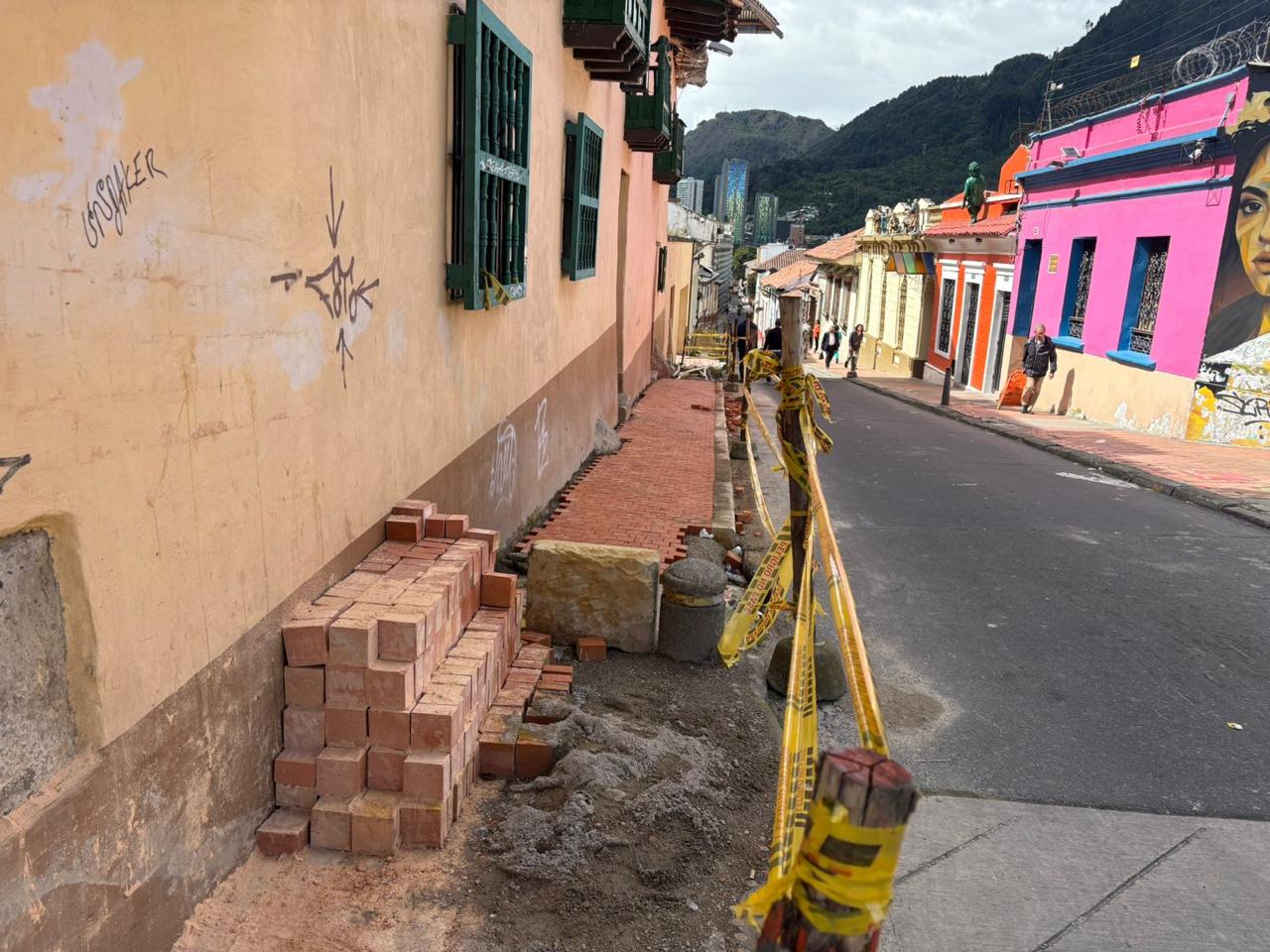 Andenes totalmente destruidos