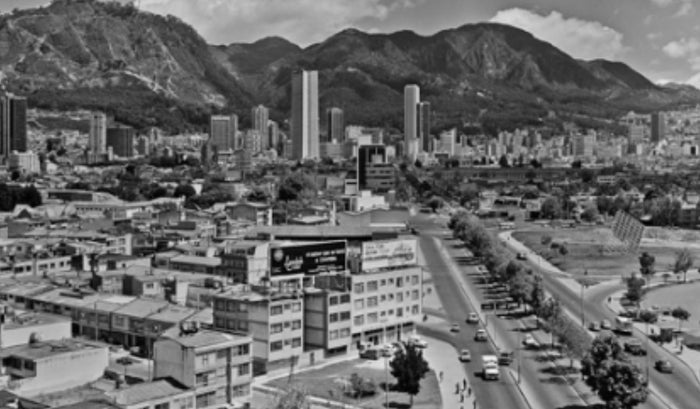 Bogotá ( Foto de comparación carrera 30 )