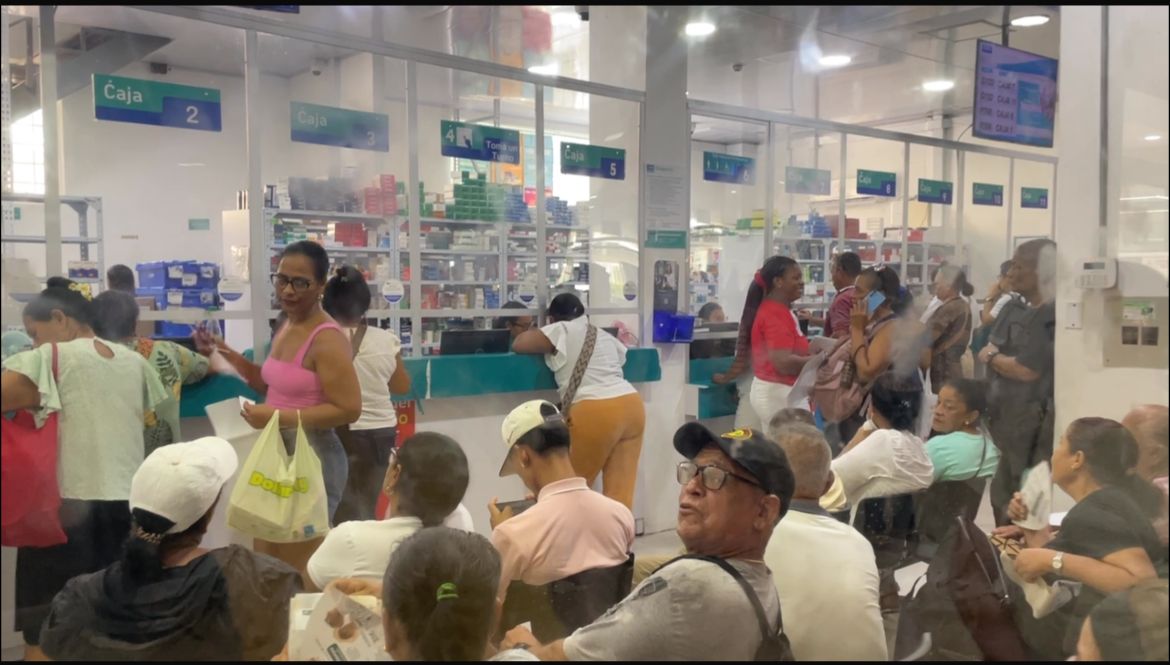 Usuarios denuncian drama con la Nueva EPS en Cartagena