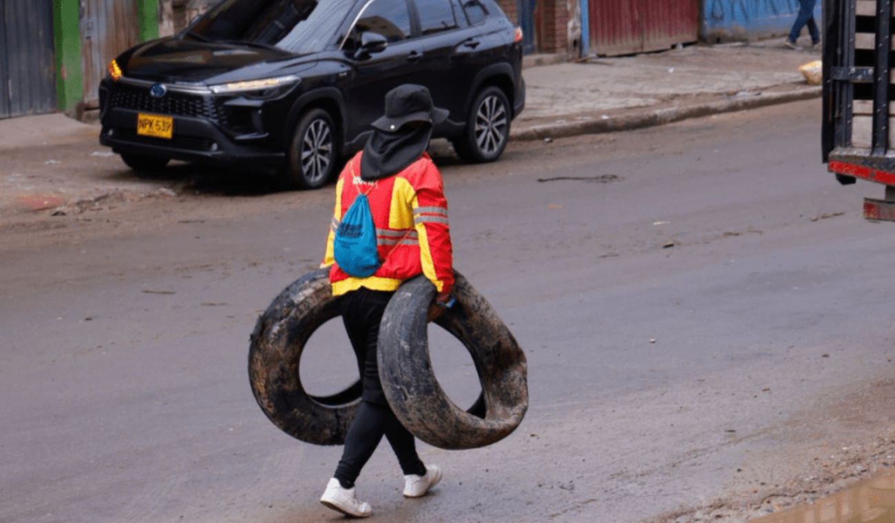 La localidad retiró 277 llantas abandonadas y advirtió sanciones para infractores