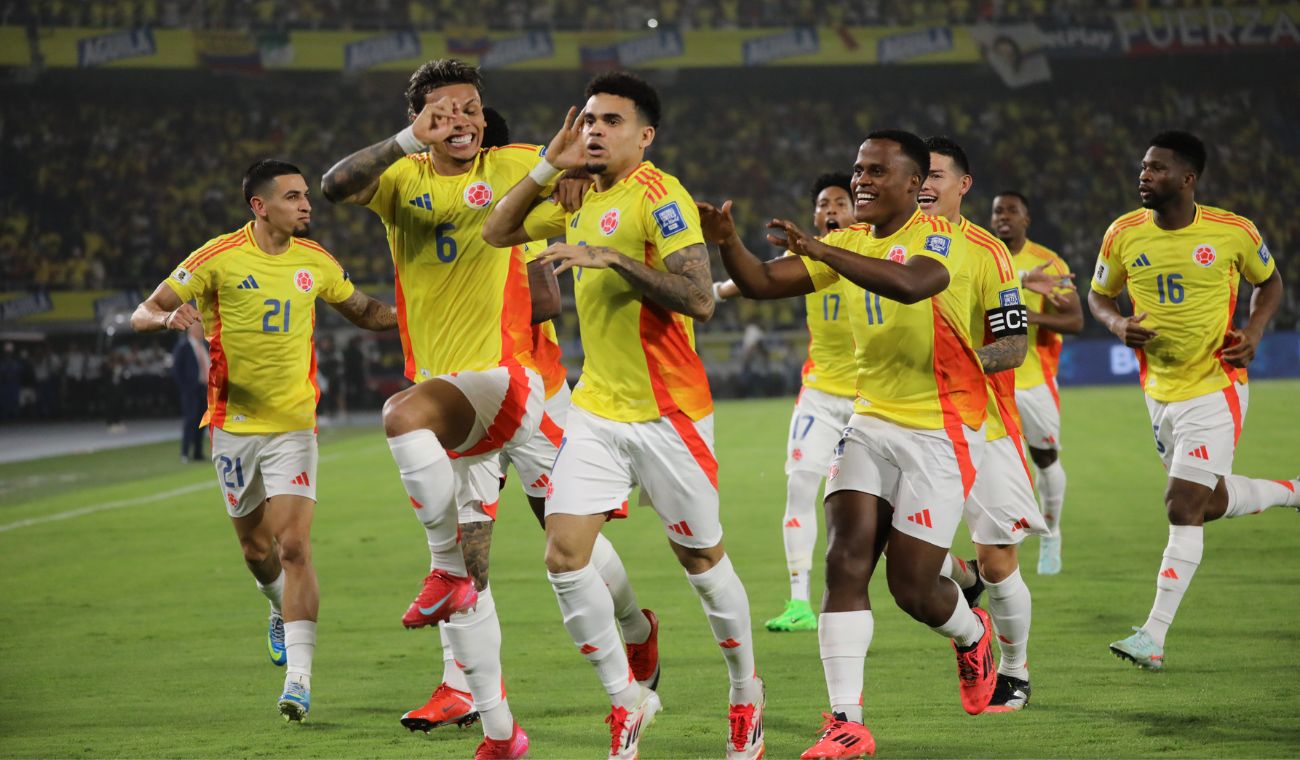 Jugadores de la Selección Colombia celebrando un gol