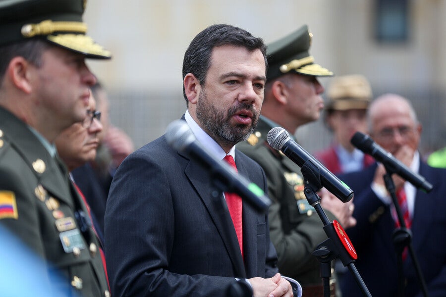 Galán lanza radical medida de seguridad