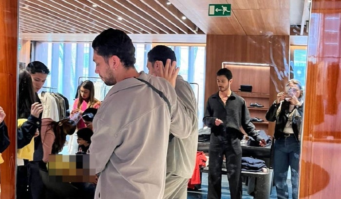 Susto en tienda de ropa menor terminó herido por espejo