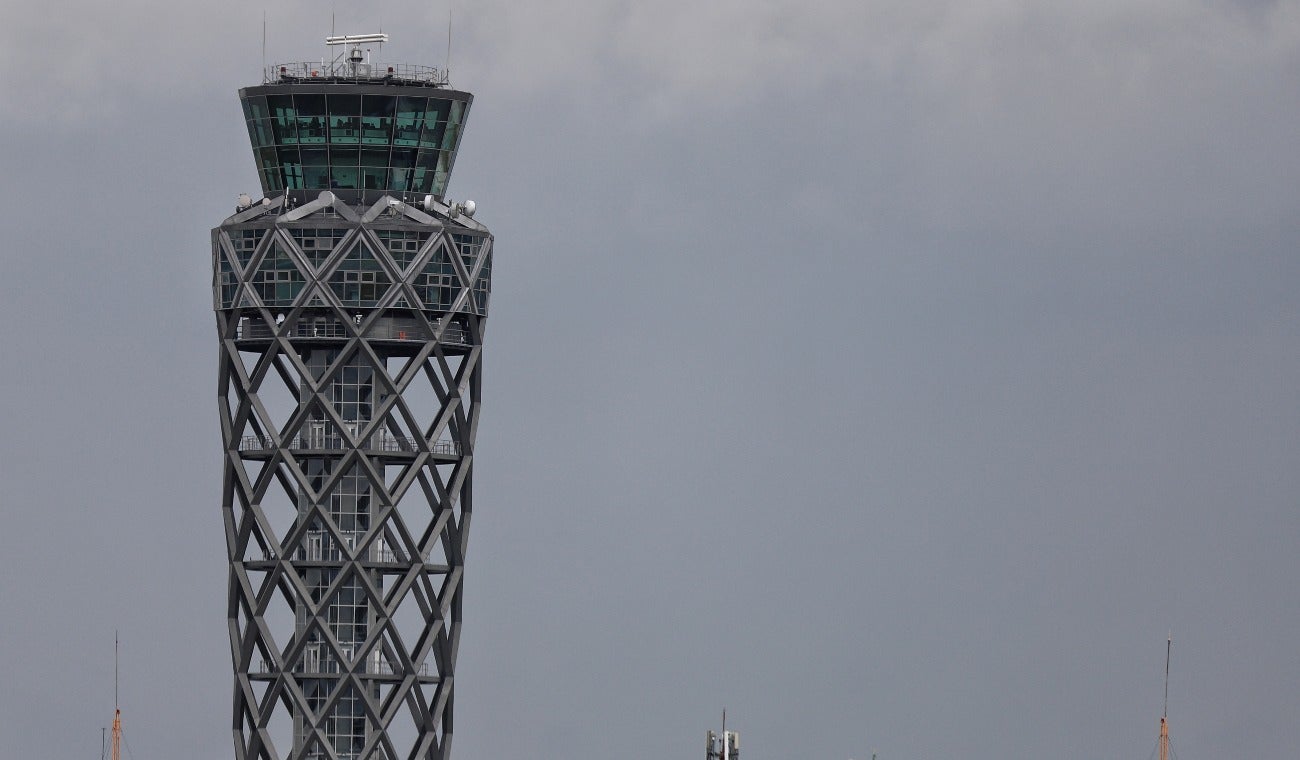Torre de control del aeropuerto El Dorado