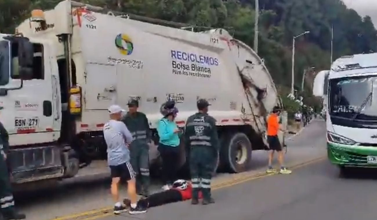 Trancón en vía Bogotá-La Calera viajeros quedaron atrapados