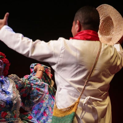 Bogotá bailará al ritmo de la cumbia: agrupaciones y DJ se presentan gratis