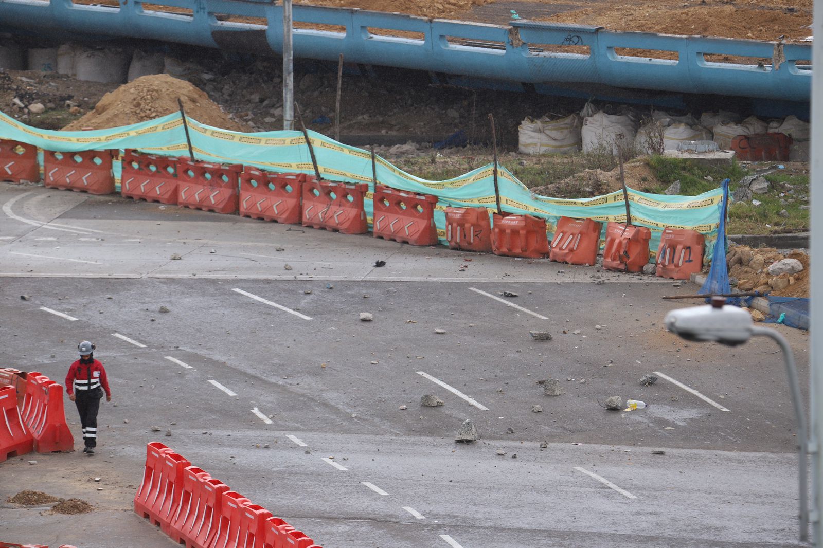 Implosión de puentes en Puente Aranda