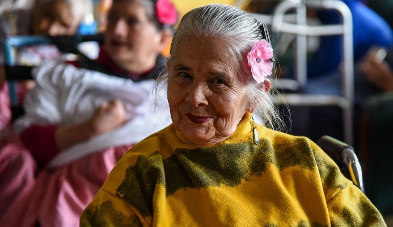 Abren convocatoria para atender a personas mayores en situación de abandono