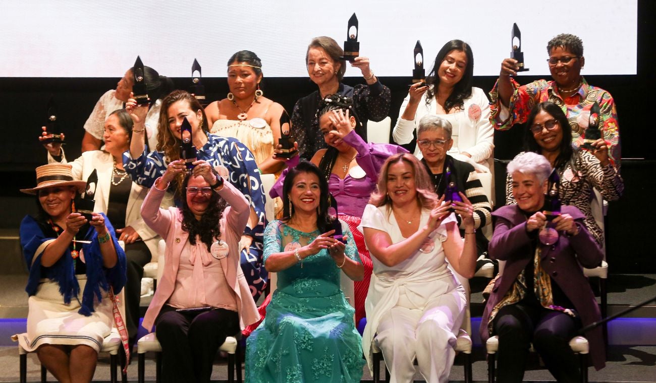 Ceremonia del Premio Cafam a la Mujer