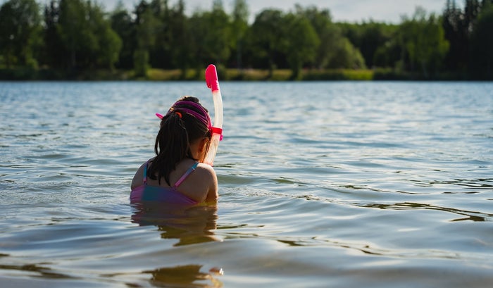 Buscan niña arrastrada por río en Cundinamarca