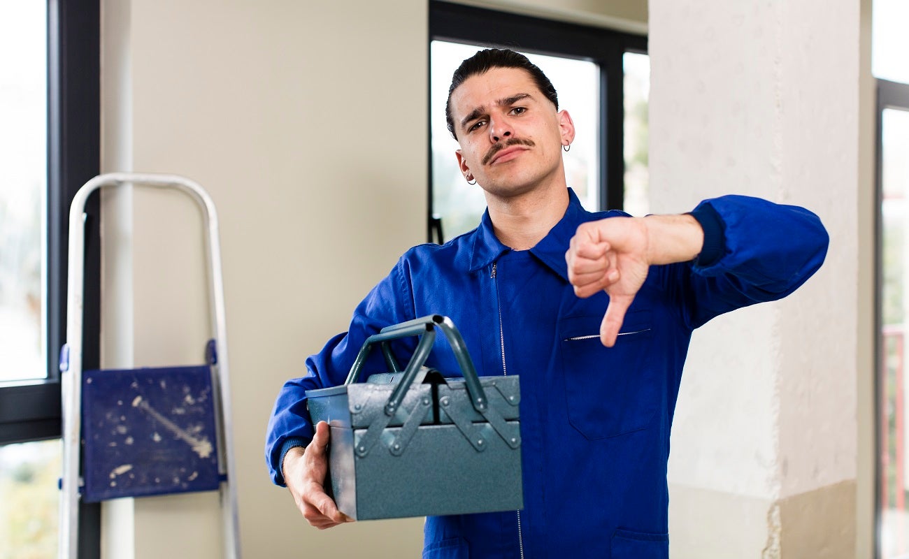 Conserjes no pueden hacer de celadores