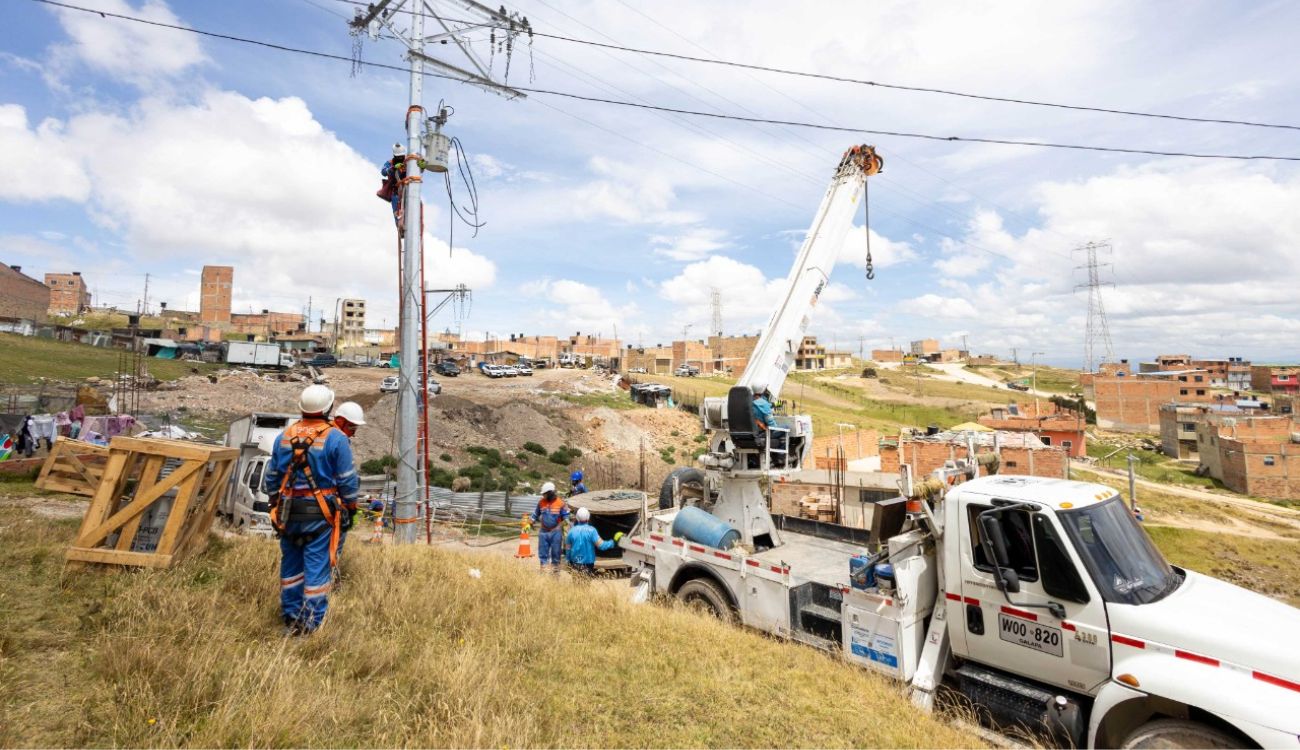 Ciudad Bolívar se ilumina: 560 familias ya cuentan con energía eléctrica