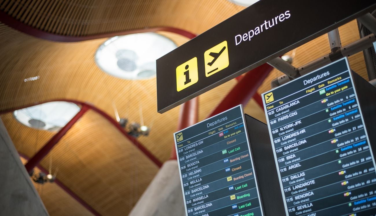 Indignación por demoras en vuelo de Avianca entre México y Bogotá