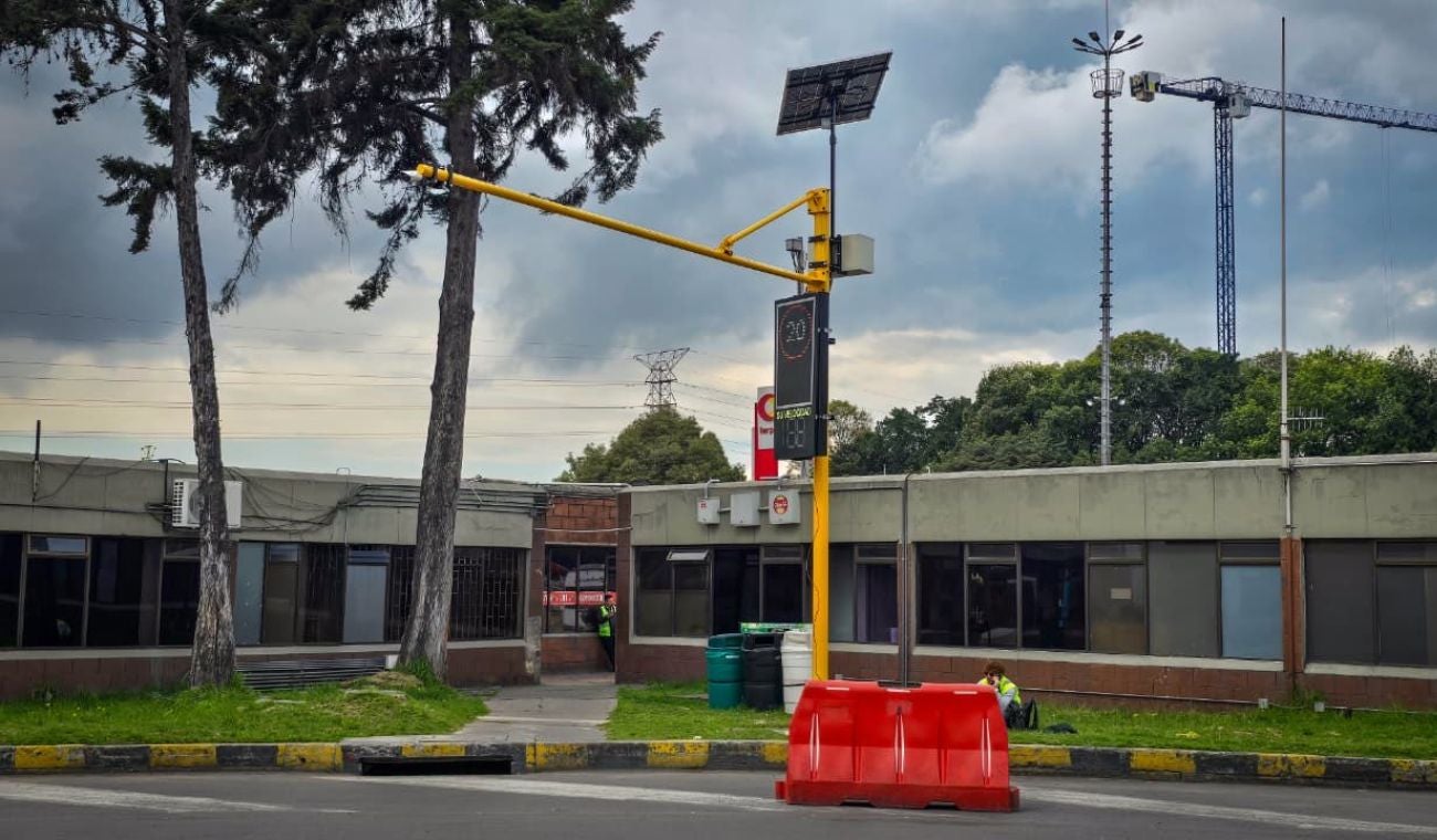 Cámaras de velocidad en Terminal de Transportes