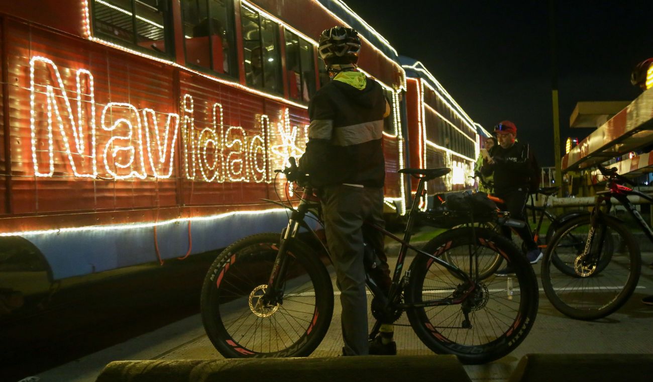 Ciclovía nocturna en Navidad