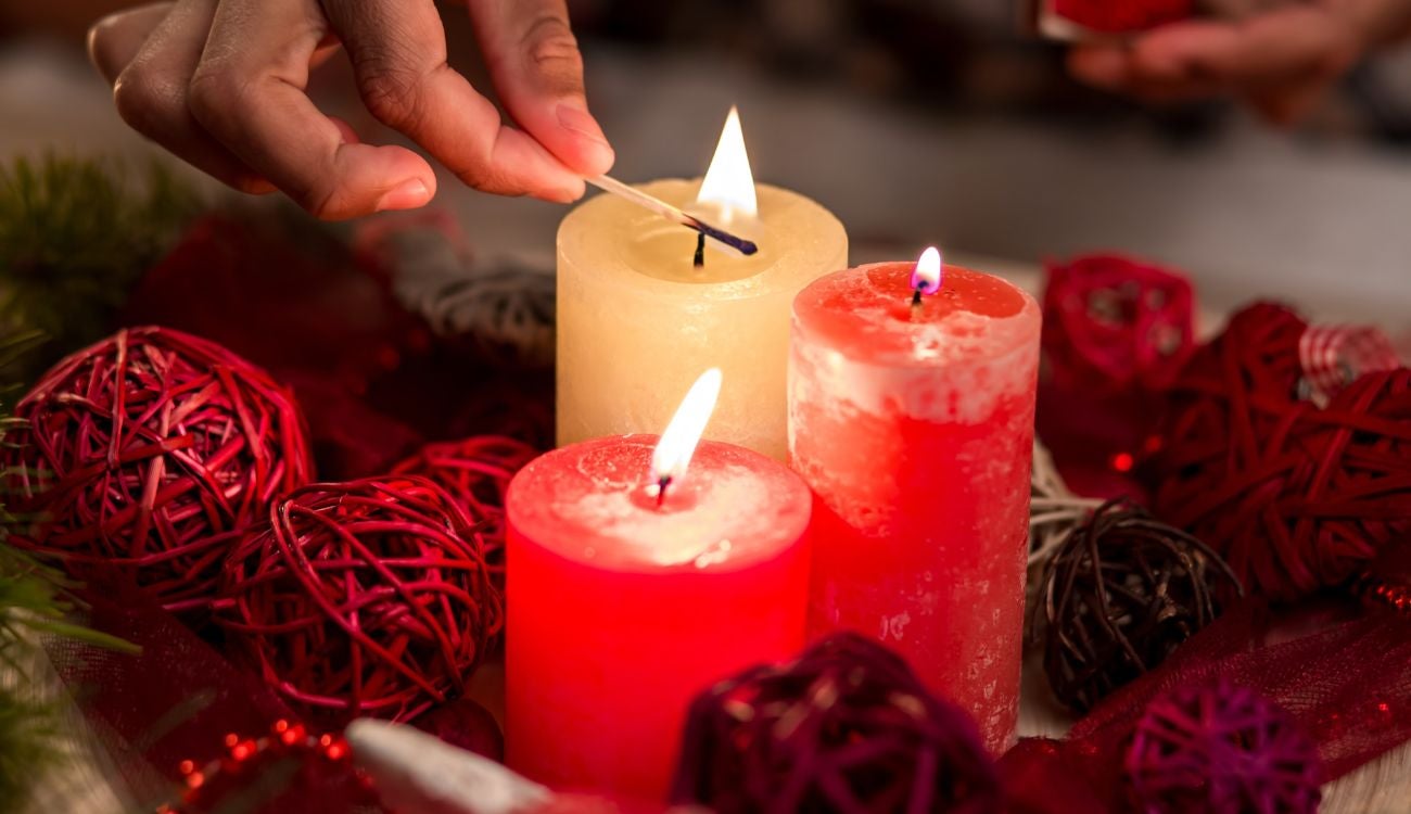 Día de Velitas: significado de los colores para pedir plata, amor y salud