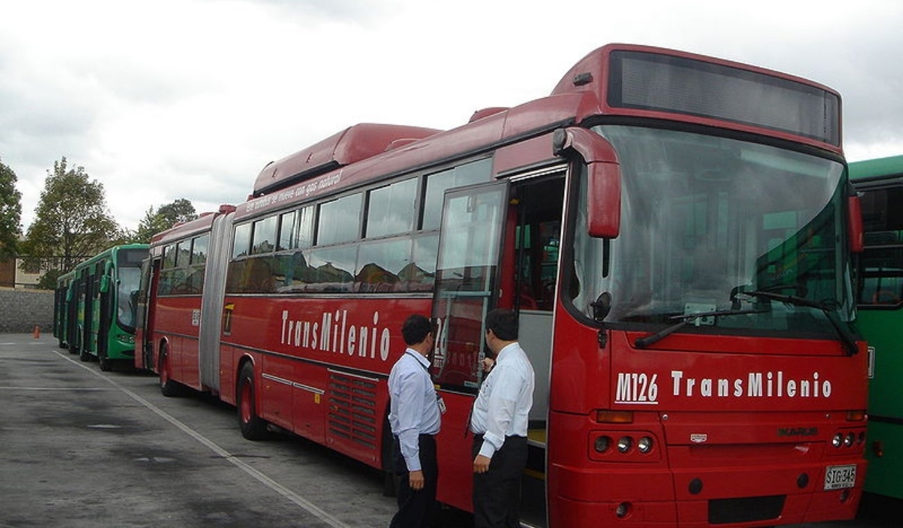 Primeros buses de TransMilenio