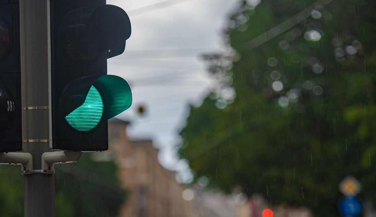 Semáforos regresan a la vida en Kennedy: funcionan tras semanas de denuncias