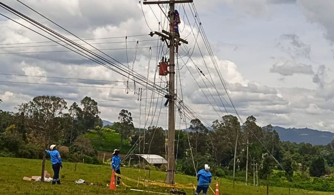 Sin luz este viernes 16 de enero: barrios de Bogotá y Chía con cortes programados