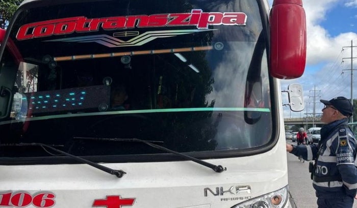 Pasajes en Cundinamarca subieron más del 30% Gobernador advierte a buses