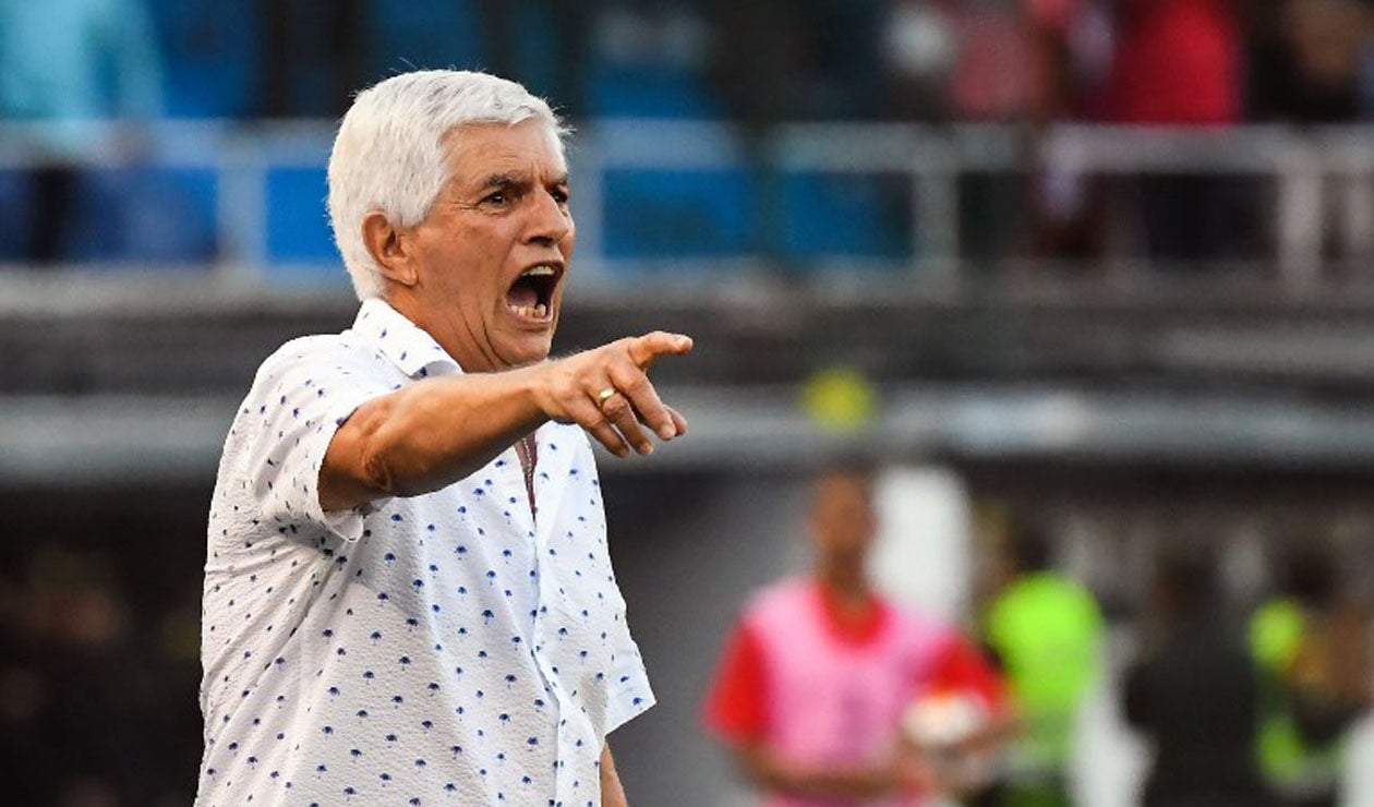 Julio Comesaña habló sobre la posible salida de Teófilo Gutiérrez