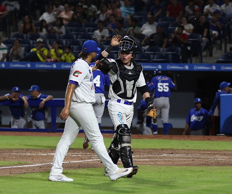 Tigres de Licey venció sin problemas por 5-0 al local Caimanes