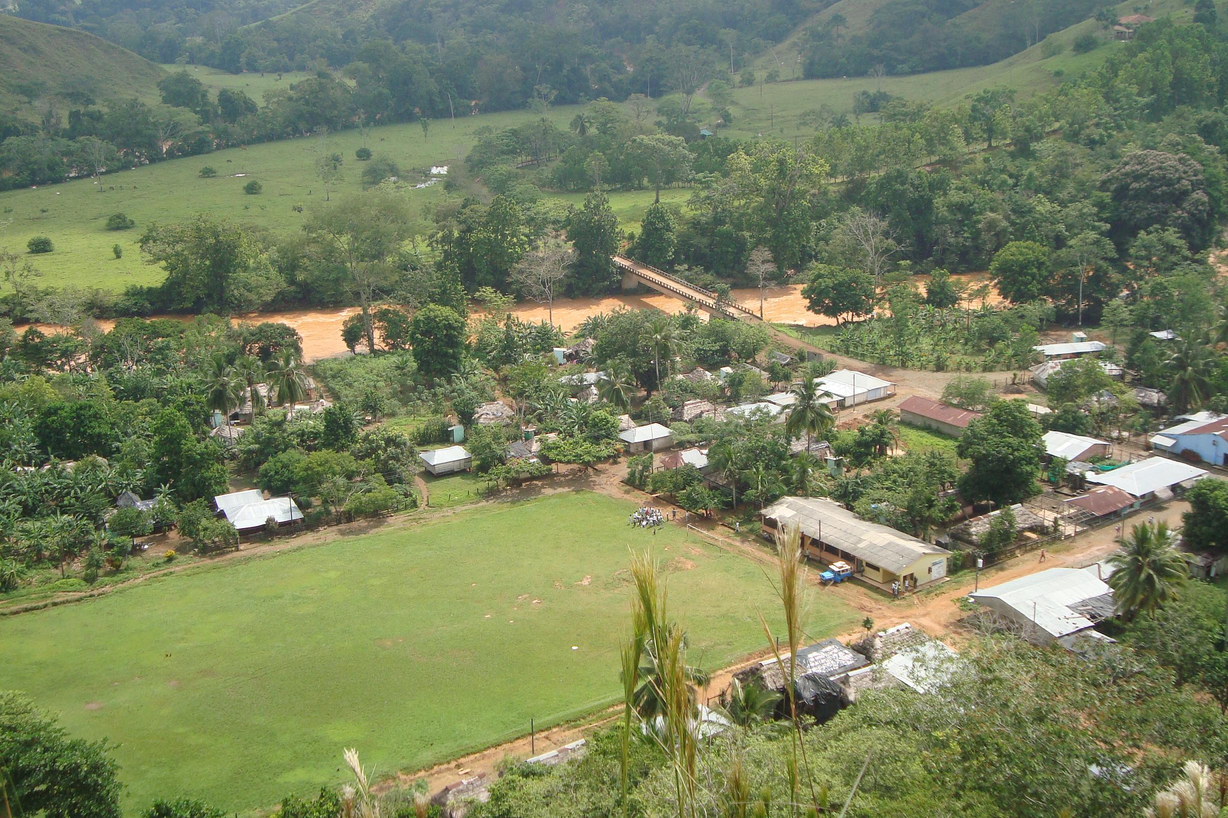 Los hombres armados llegaron al corregimiento Versalles, municipio San Josè de Urè.