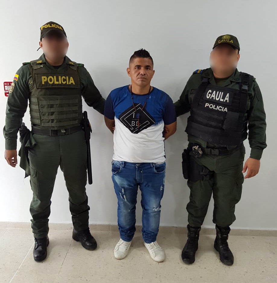 Cuando recibía la suma de 200 mil pesos lo cogieron