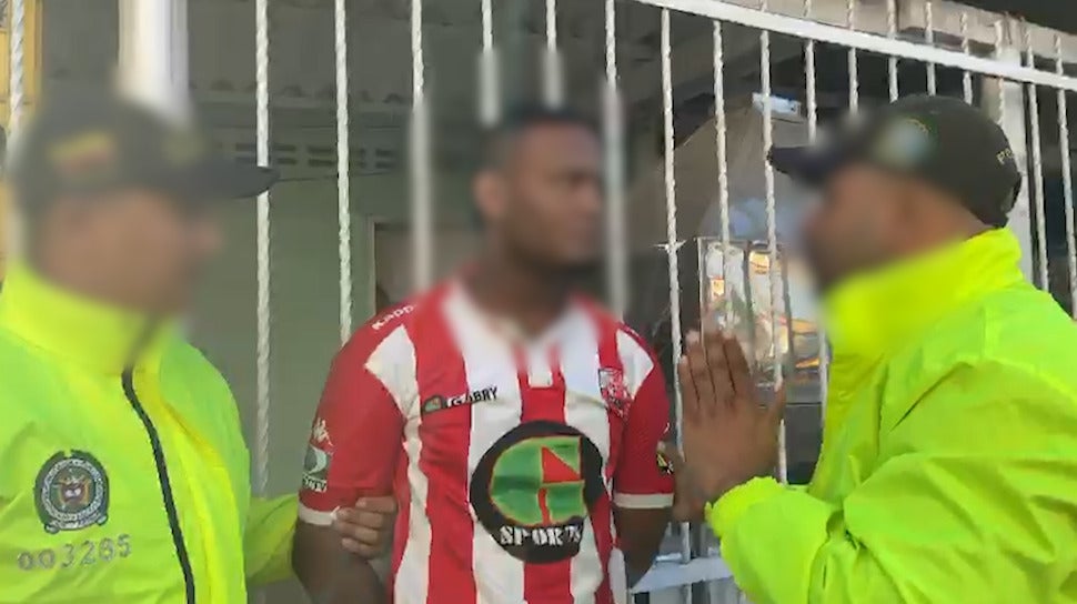 Los pillò El Gaula de la Policìa con las manos en la masa