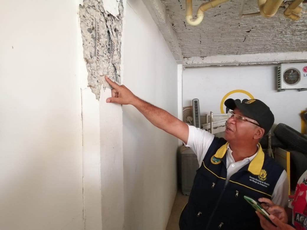 Se trata del edifico Balcones de Providencia ubicado en el barrio La Campiña. Las autoridades ordenaron evacuación preventiva.