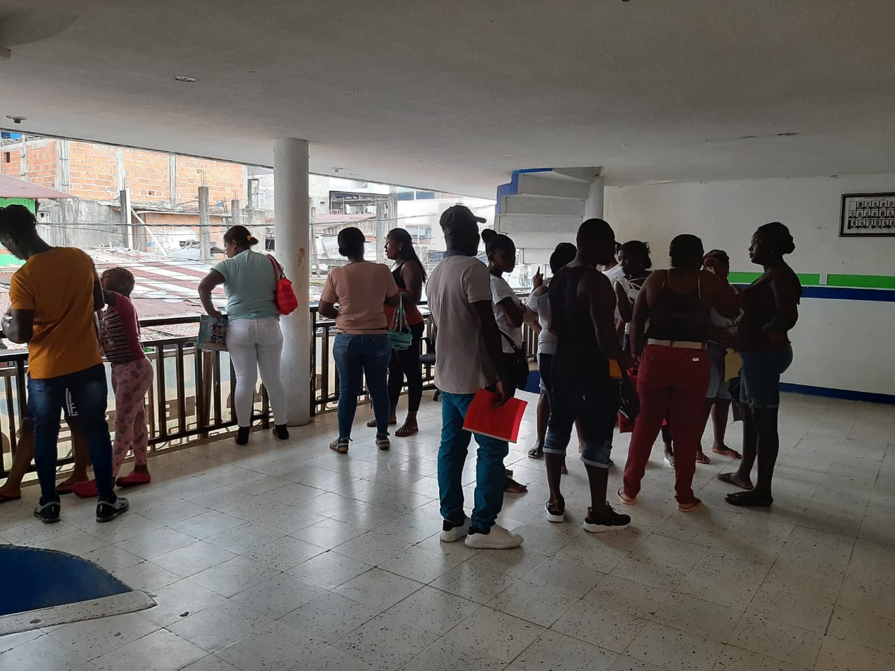 Las familias están hacinadas en los albergues