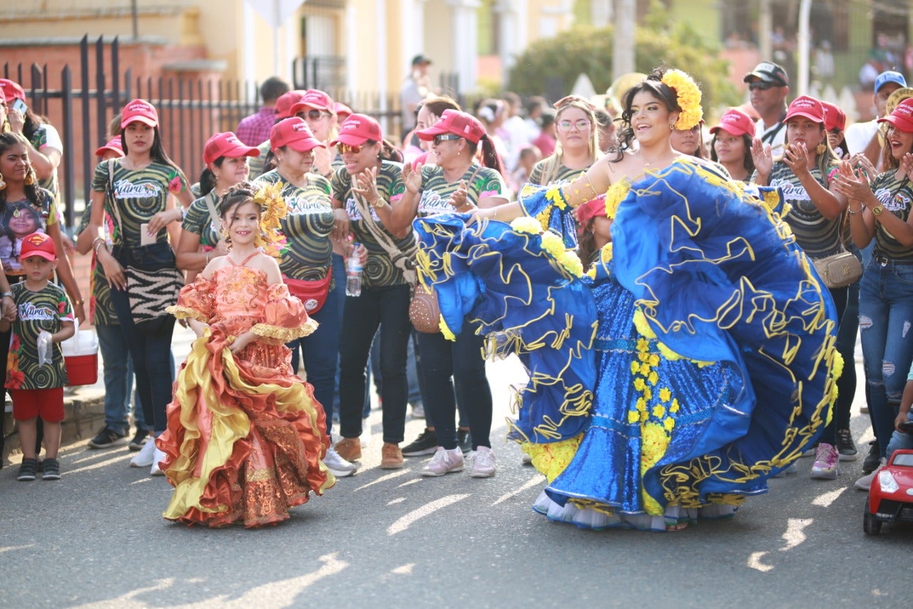 Todo un éxito fue el Desfile de Comparsas 2020 en Arjona Bolívar