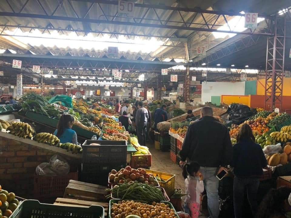 Las familias aseguran no tener dinero para comprar alimentos.