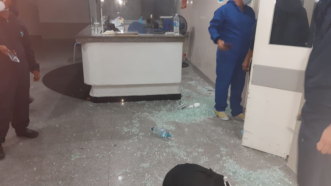 Daños y destrozos en la sede del Camino