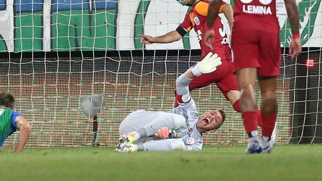 Lesión de Fernando Muslera